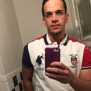 Meet your Posher, Houbert